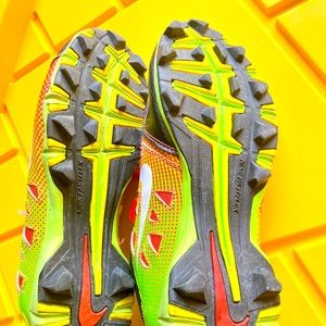 Nike size 5y baseball cleats.